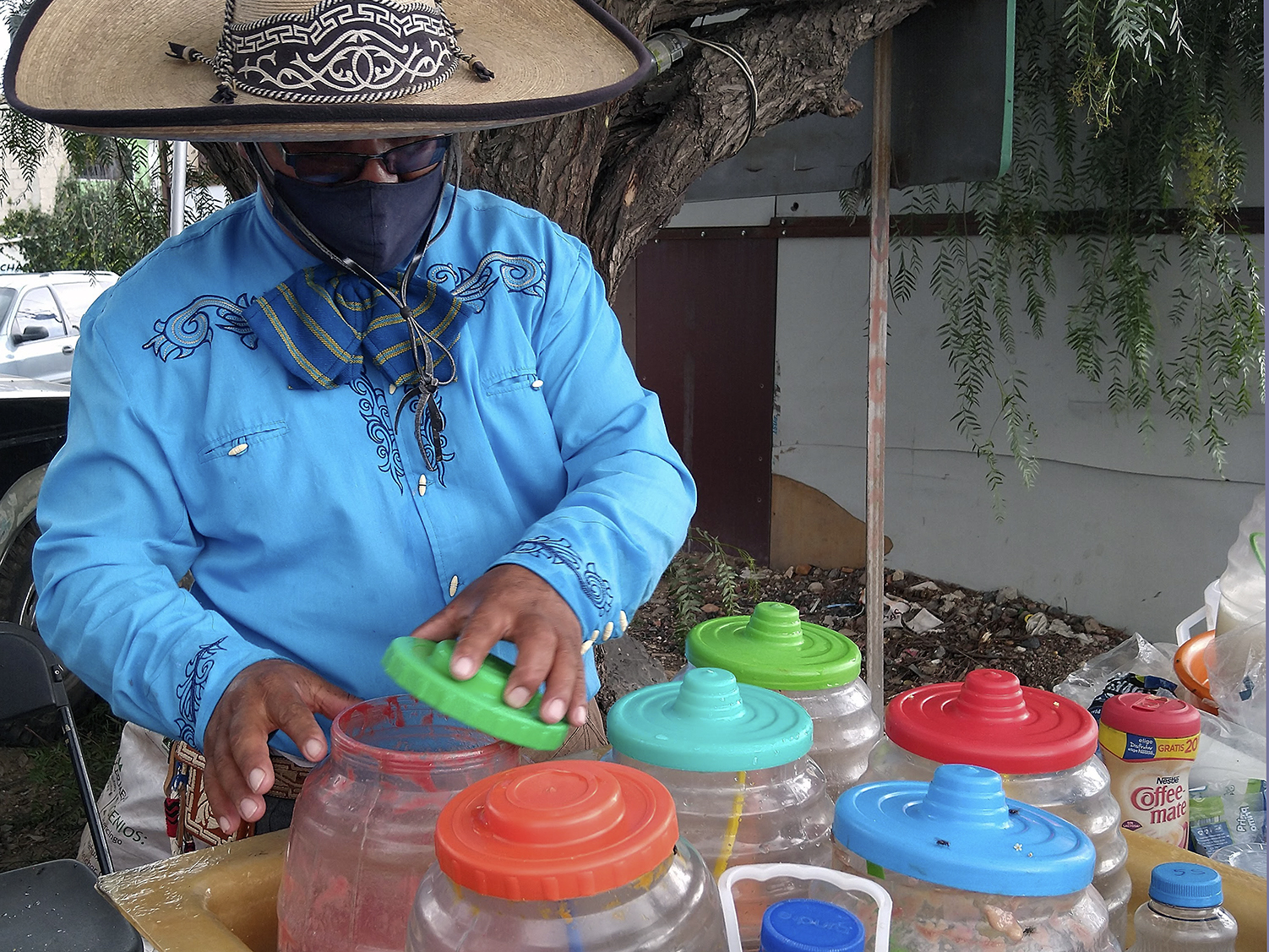 Pulque de colores